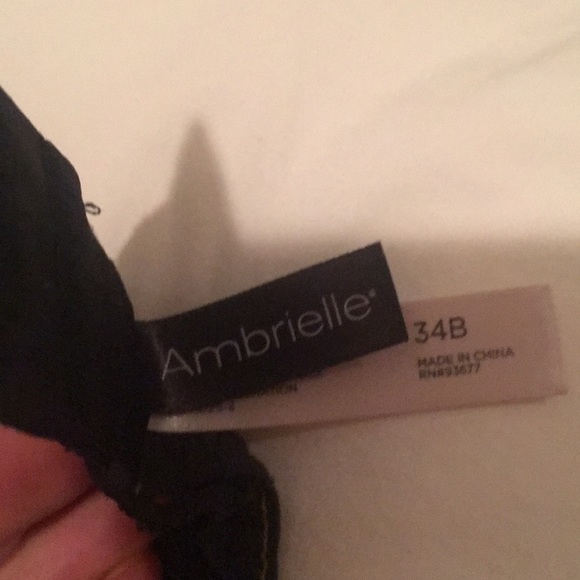 Lace bra - Picture 3 of 4